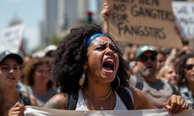 Protesters expressing outrage in El Paso over migrant release.